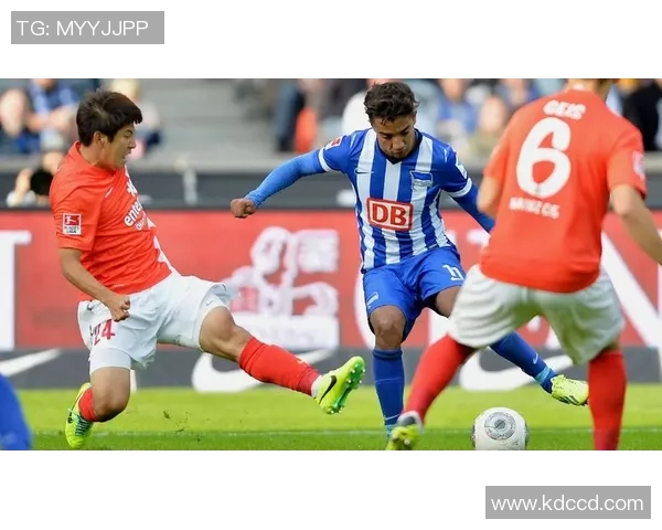 柏林赫塔频取连胜重登德甲榜首