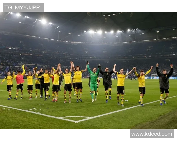 沙尔克04主场大胜多特蒙德，实现惊人逆袭，势如破竹！