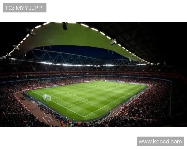 英超球队利物浦引进巴西天才后卫，加强防线稳固性